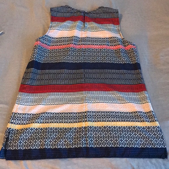 Vince Camuto Sleeveless Blouse - Picture 3 of 3